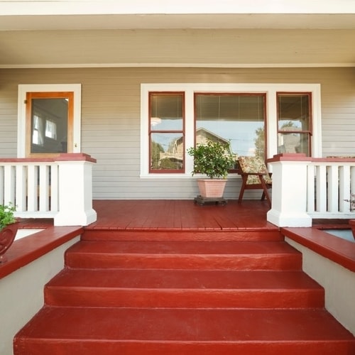 Stain Colors for Mundane Décor